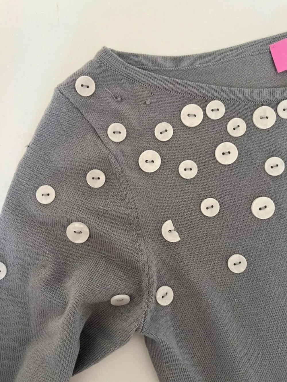 Y2K Gray Long Sleeve Button Embellished Knit Top Women's Size S - Picture 3 of 3